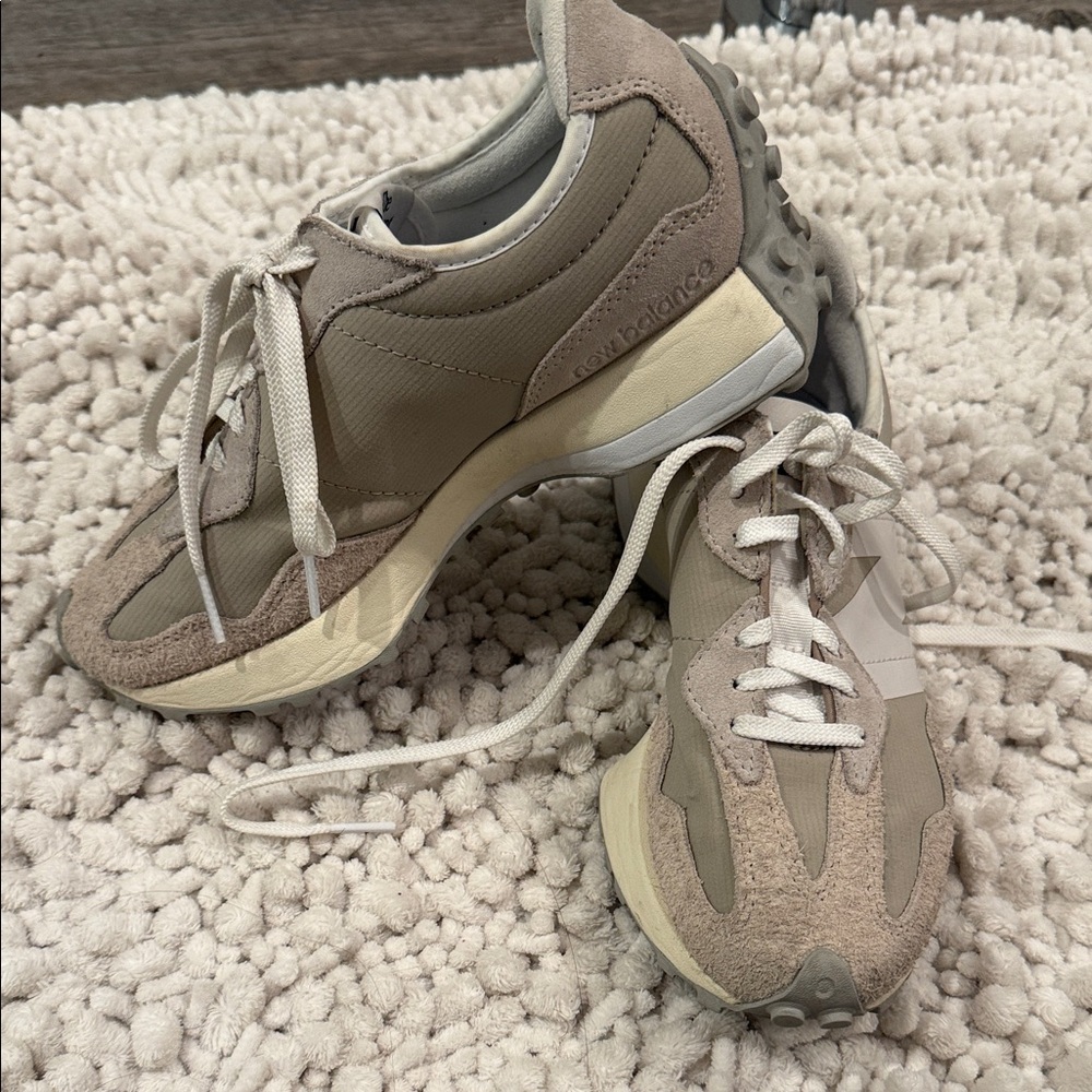 New Balance Women's Beige Sneakers